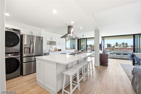 2316 Gulf Shore Blvd N 411, Naples FL - photo 16 of 50