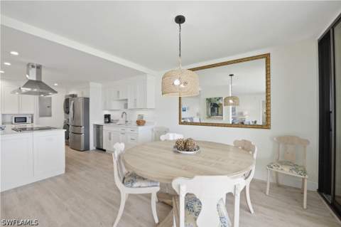 2316 Gulf Shore Blvd N 411, Naples FL - photo 20 of 50