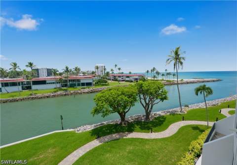 2316 Gulf Shore Blvd N 411, Naples FL - photo 22 of 50
