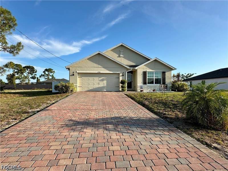 4 bedroom SingleFamilyResidence at 1708 NW 29th Ter, Cape Coral, Cape Coral — photo 2