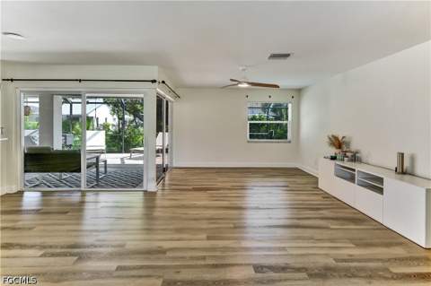 905 SW 52nd St, Cape Coral FL - photo 11 of 30