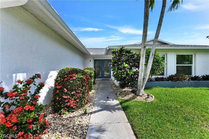 3 bedroom SingleFamilyResidence at 905 SW 52nd St, Cape Coral, Cape Coral — photo 3