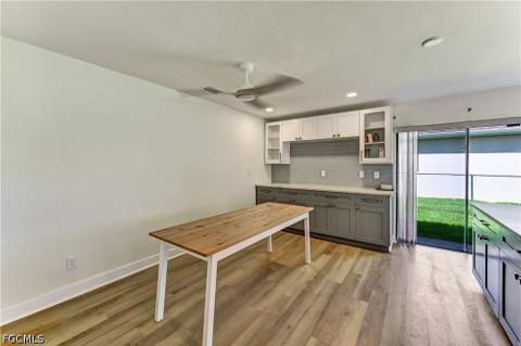 905 SW 52nd St, Cape Coral FL - photo 7 of 30