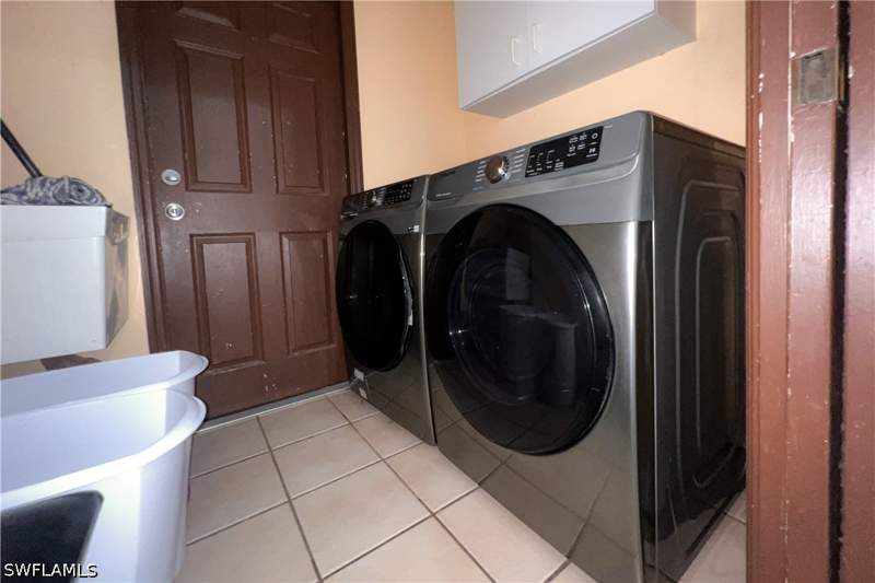 3 bedroom SingleFamilyResidence at 8149 Pennsylvania Blvd, San Carlos Park, Fort Myers — photo 5