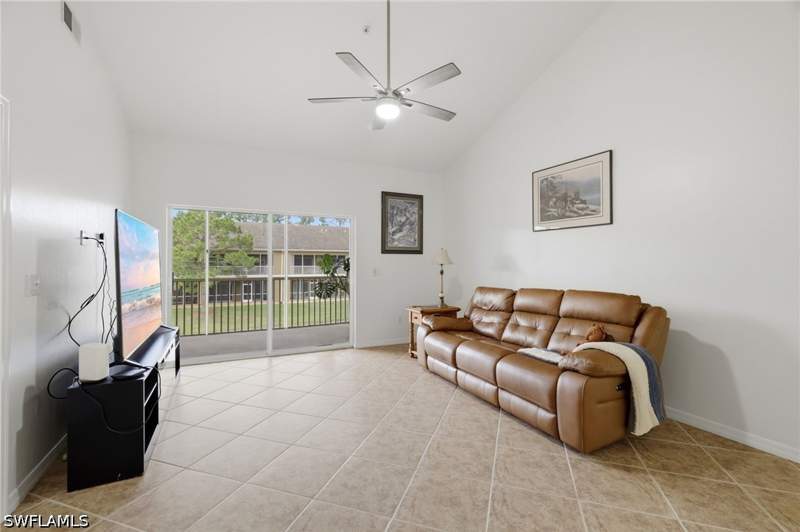 3 bedroom Condominium at 1108 Winding Pines Cir 201, Casa Di Fiori, Cape Coral — photo 3