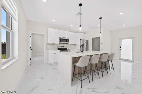 29 Diplomat Pkwy E, Cape Coral FL - photo 10 of 20