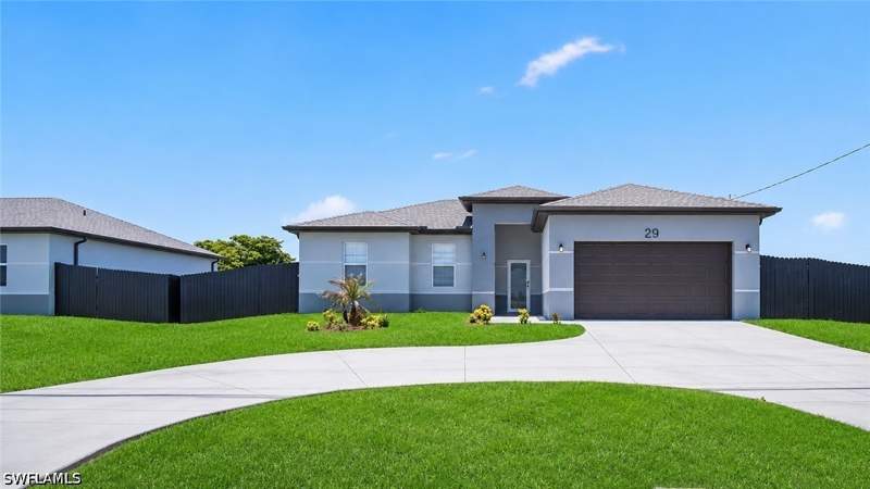 3 bedroom SingleFamilyResidence at 29 Diplomat Pkwy E, Cape Coral, Cape Coral — photo 3