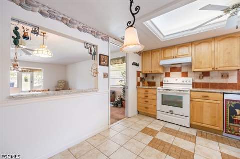 5585 Hamlet Ln, Fort Myers FL - photo 12 of 50