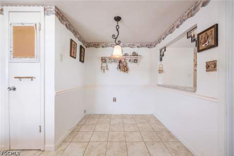 5585 Hamlet Ln, Fort Myers FL - photo 14 of 50