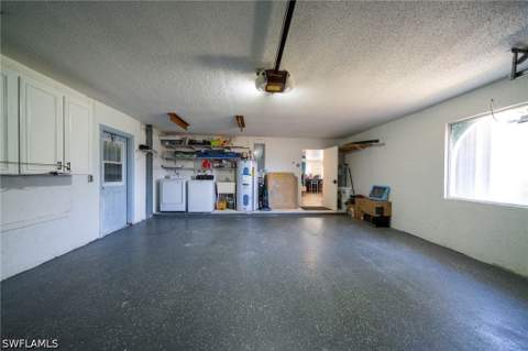 1433 SE 28th Ter, Cape Coral FL - photo 21 of 29
