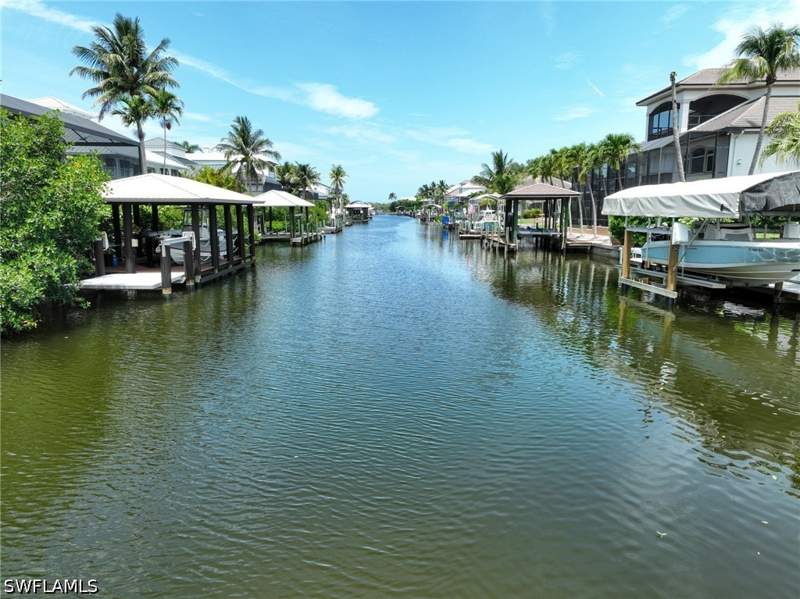 3 bedroom SingleFamilyResidence at 202 6th St, Little Hickory Shores, Bonita Springs — photo 3
