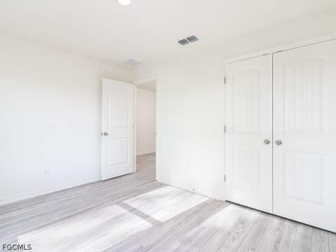 1406 NE 12th Pl, Cape Coral FL - photo 7 of 10