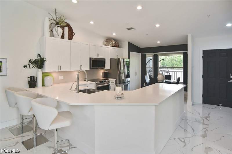 2 bedroom Condominium at 10235 Bismark Palm Way 1521, Veranda, Fort Myers — photo 3