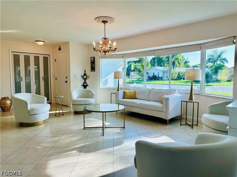 3 bedroom SingleFamilyResidence at 1495 Cranville Sq, Coronado Moors, Fort Myers — photo 4