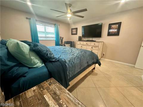 1495 Cranville Sq, Fort Myers FL - photo 8 of 38