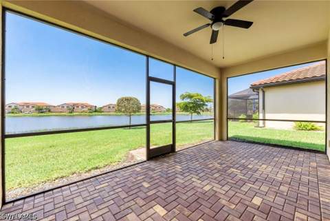 1575 Santiago Cir, Naples FL - photo 23 of 41