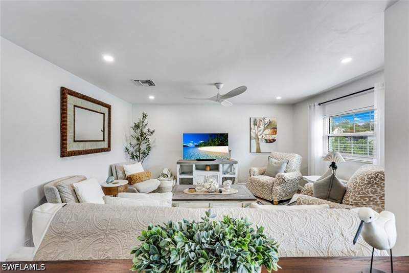 3 bedroom SingleFamilyResidence at 3479 Dorado Way, Poinciana Village, Naples — photo 3