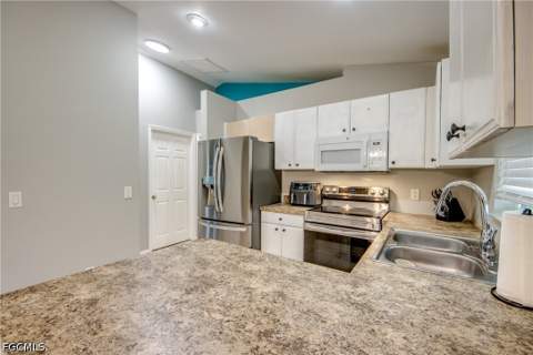 3227 Santa Barbara Blvd, Cape Coral FL - photo 16 of 40