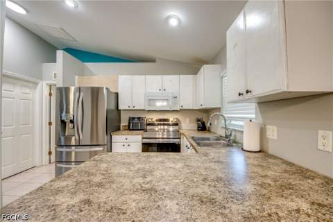3227 Santa Barbara Blvd, Cape Coral FL - photo 17 of 40