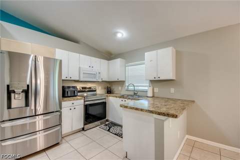 3227 Santa Barbara Blvd, Cape Coral FL - photo 19 of 40