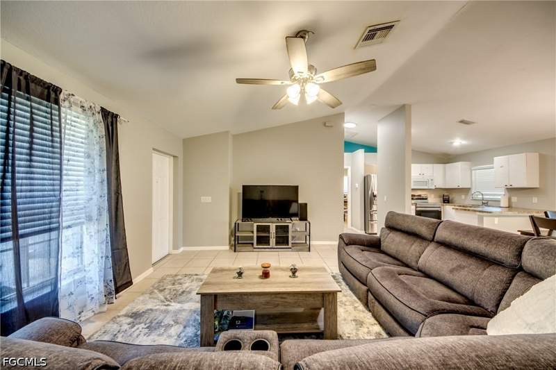 3 bedroom SingleFamilyResidence at 3227 Santa Barbara Blvd, Cape Coral, Cape Coral — photo 2