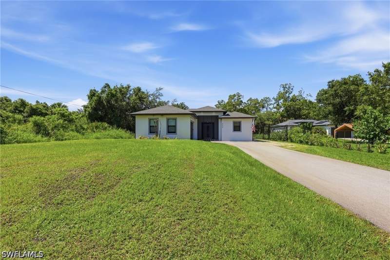 3 bedroom SingleFamilyResidence at 4236 16th Ave SE, Golden Gate Estates, Naples — photo 2