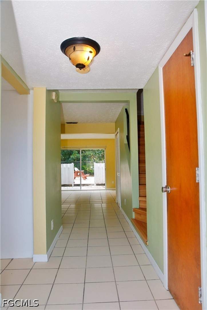 2 bedroom Townhouse at 1123 SW 48th Ter 102, Coral Bayview Condo, Cape Coral — photo 5