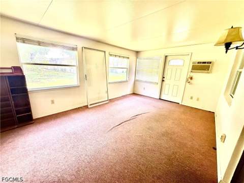 217 Oaklawn Ct, Lehigh Acres FL - photo 15 of 25