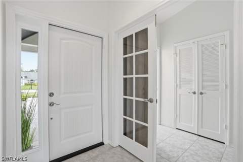 132 Bordeaux Cir, Naples FL - photo 13 of 41
