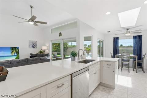 132 Bordeaux Cir, Naples FL - photo 21 of 41