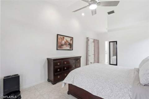 132 Bordeaux Cir, Naples FL - photo 23 of 41