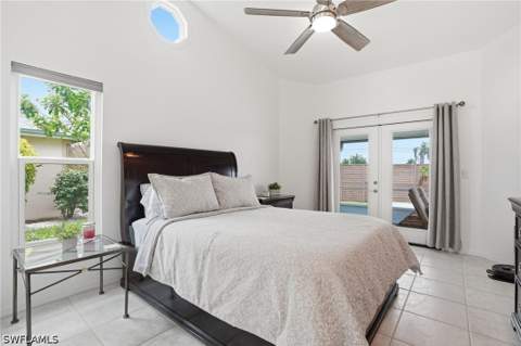 132 Bordeaux Cir, Naples FL - photo 8 of 41