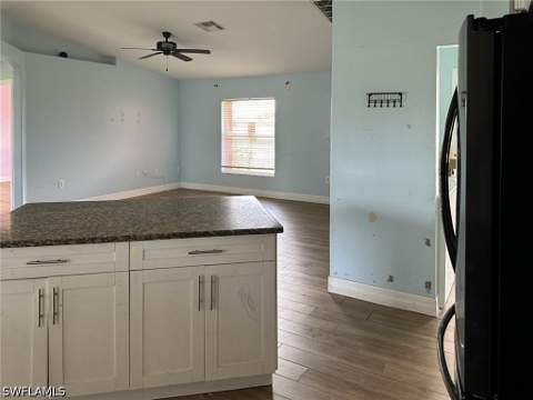 2123 NE 16th Ter, Cape Coral FL - photo 10 of 47