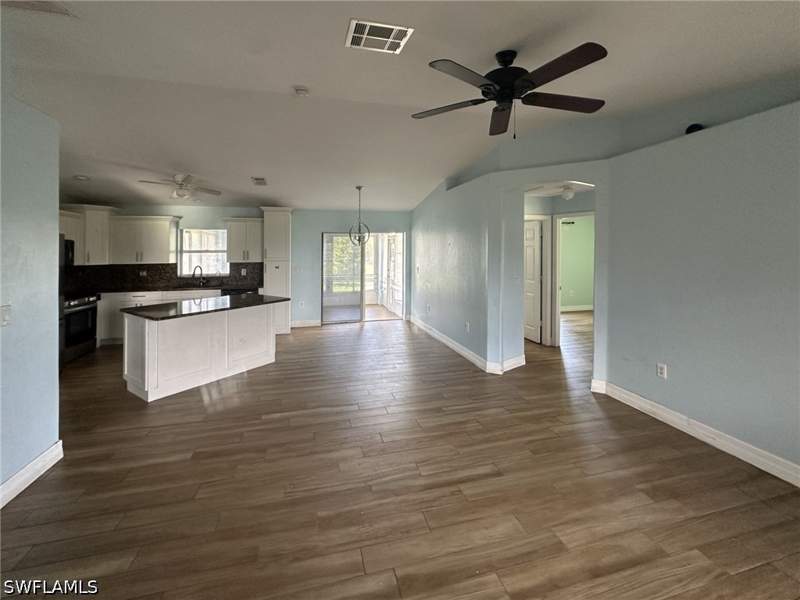 3 bedroom SingleFamilyResidence at 2123 NE 16th Ter, Cape Coral, Cape Coral — photo 2