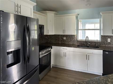 2123 NE 16th Ter, Cape Coral FL - photo 8 of 47