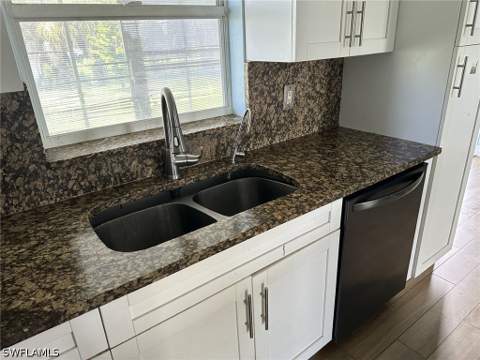 2123 NE 16th Ter, Cape Coral FL - photo 9 of 47