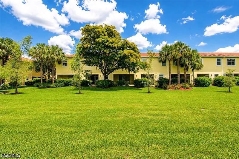 3 bedroom Townhouse at 4341 Lazio Way 1208, Matera, Fort Myers — photo 3