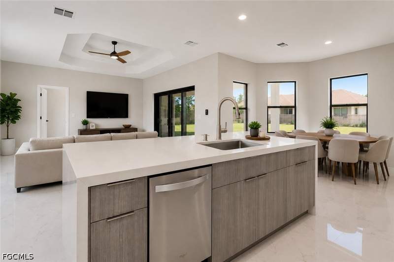 3 bedroom SingleFamilyResidence at 3728 9th St W, Lehigh Acres, Lehigh Acres — photo 5