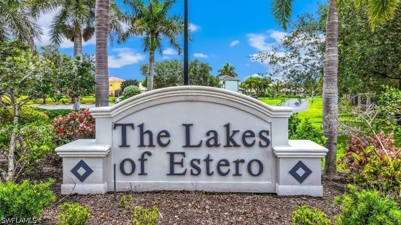 5 bedroom SingleFamilyResidence at 9936 Springlake Cir, Lakes Of Estero, Estero — photo 3