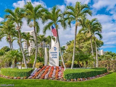 320 Seaview Ct 608, Marco Island FL - photo 21 of 29