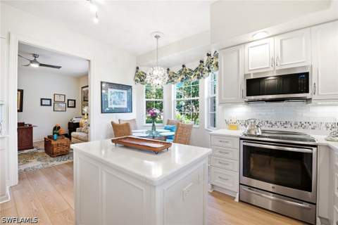 729 Regency Reserve Cir 5501, Naples FL - photo 14 of 47