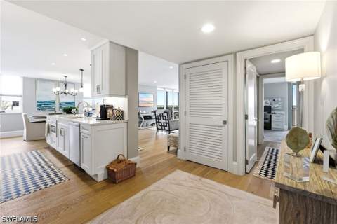 10420 Gulf Shore Dr 161, Naples FL - photo 6 of 44