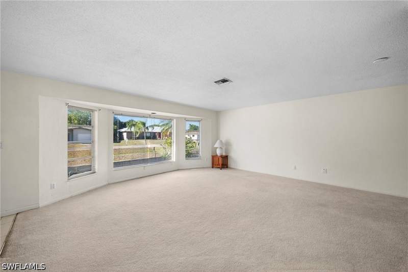 3 bedroom SingleFamilyResidence at 219 SE 46th Ter, Cape Coral, Cape Coral — photo 3