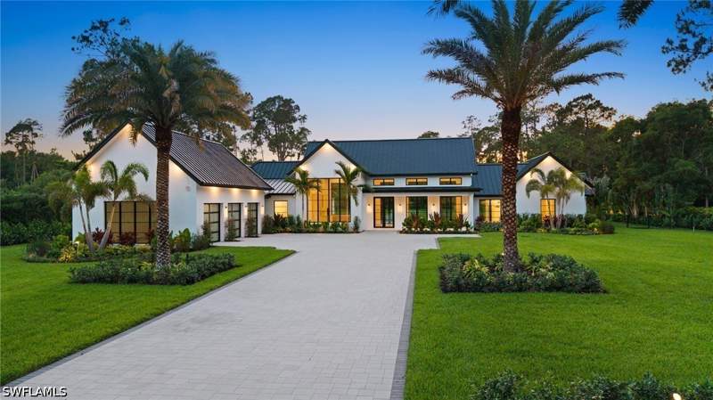 4 bedroom SingleFamilyResidence at 191 29th St SW, Golden Gate Estates, Naples — photo 3