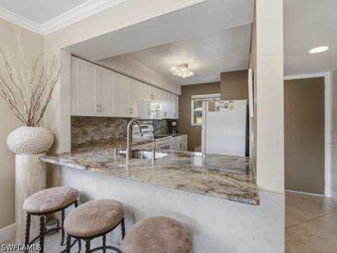 1060 Swallow Ave 107, Marco Island FL - photo 8 of 41