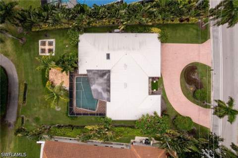 520 Harbour Dr, Naples FL - photo 7 of 9