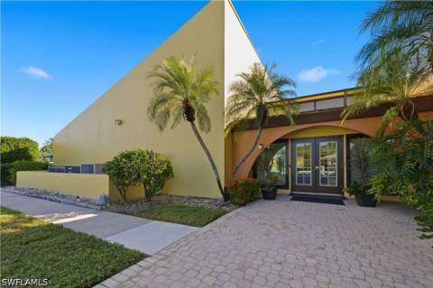 6136 Whiskey Creek Dr 521, Fort Myers FL - photo 12 of 20