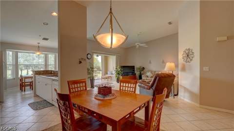 8083 Queen Palm Ln 424, Fort Myers FL - photo 19 of 43