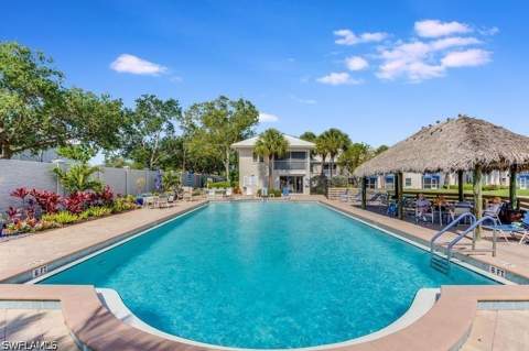 815 Gulf Pavilion Dr 201, Naples FL - photo 23 of 27