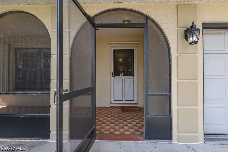 2 bedroom SingleFamilyResidence at 704 106th Ave N, Naples Park, Naples — photo 2